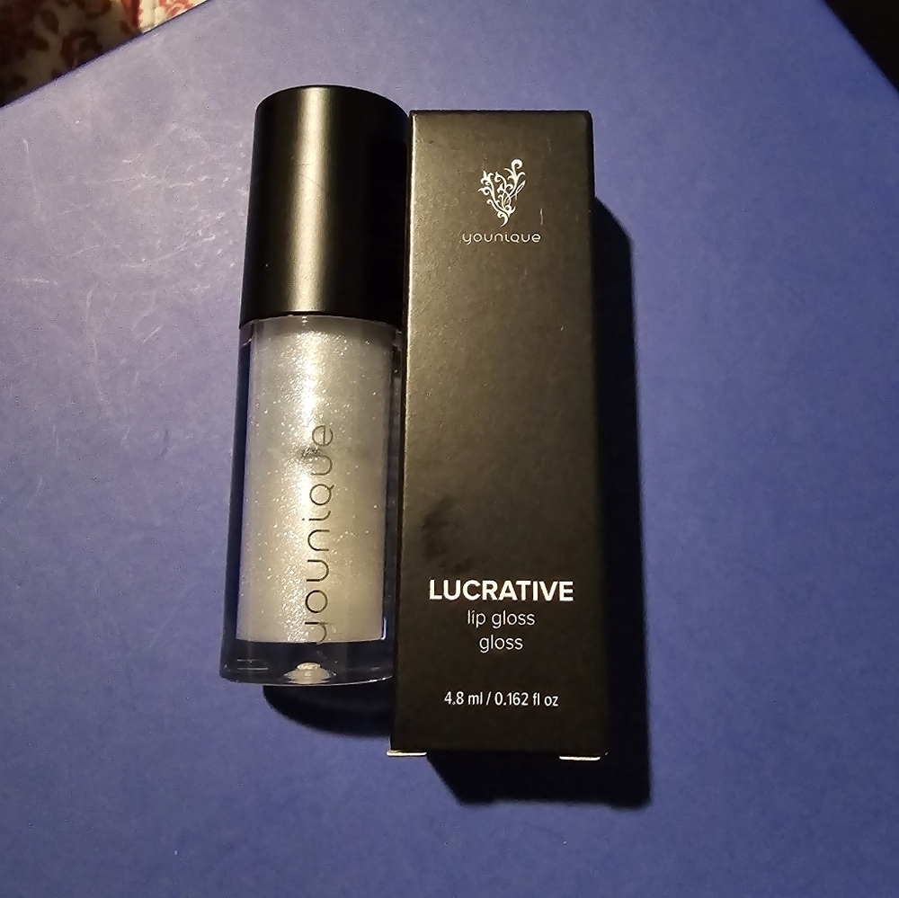 Younique | Lucrative Lip Gloss Loyal